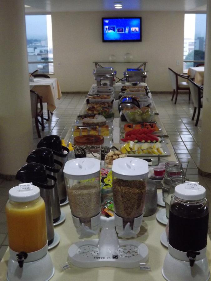 Center Patos Hotel Патус ди Минас Екстериор снимка