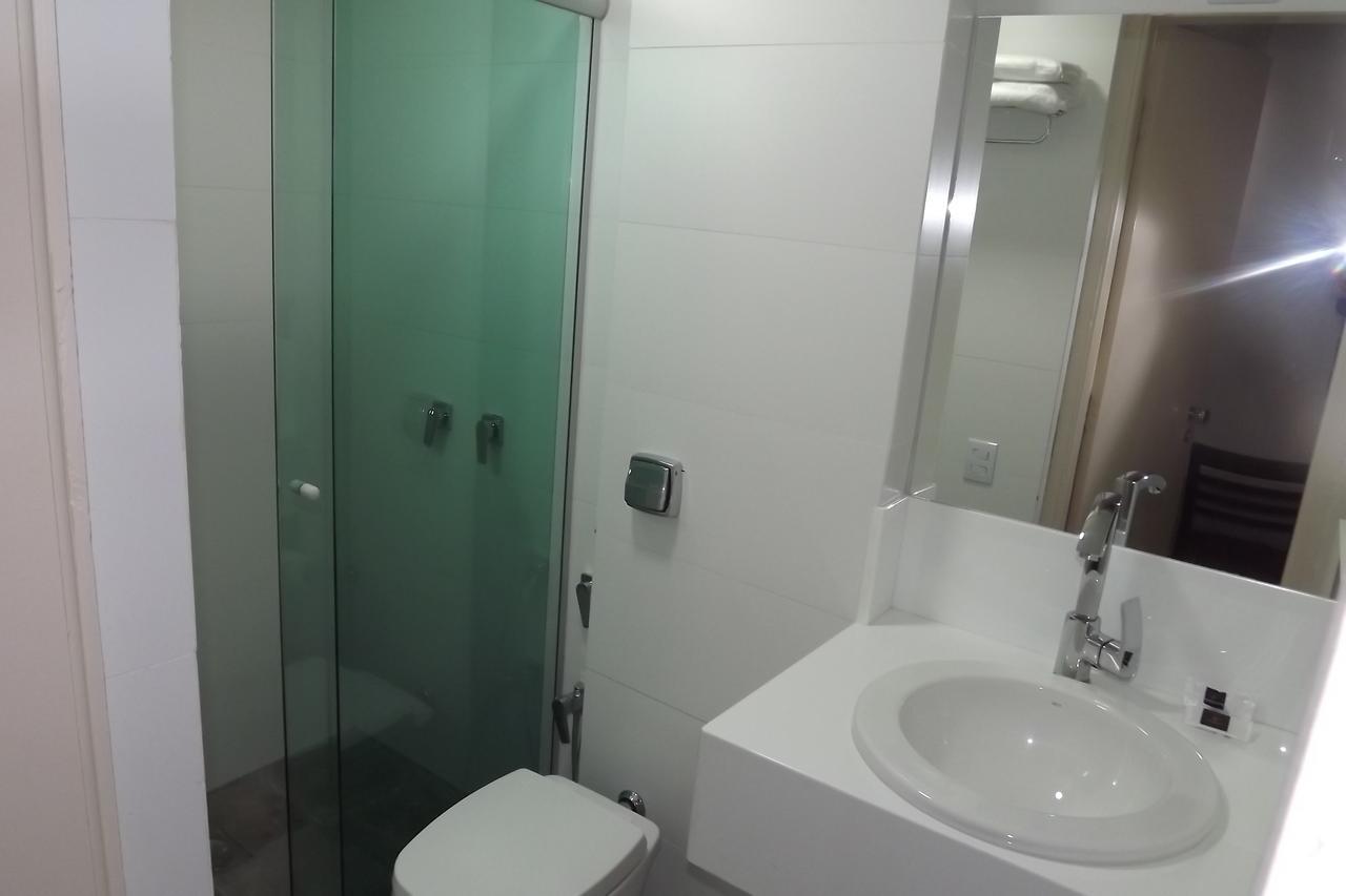 Center Patos Hotel Патус ди Минас Екстериор снимка