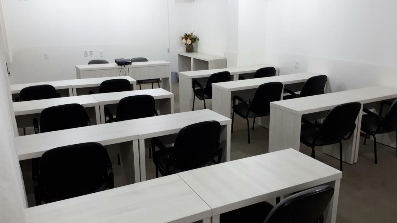 Center Patos Hotel Патус ди Минас Екстериор снимка