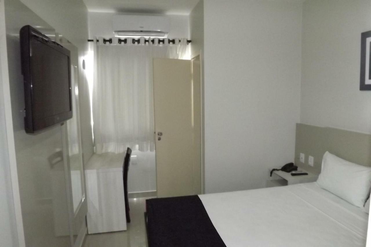 Center Patos Hotel Патус ди Минас Екстериор снимка