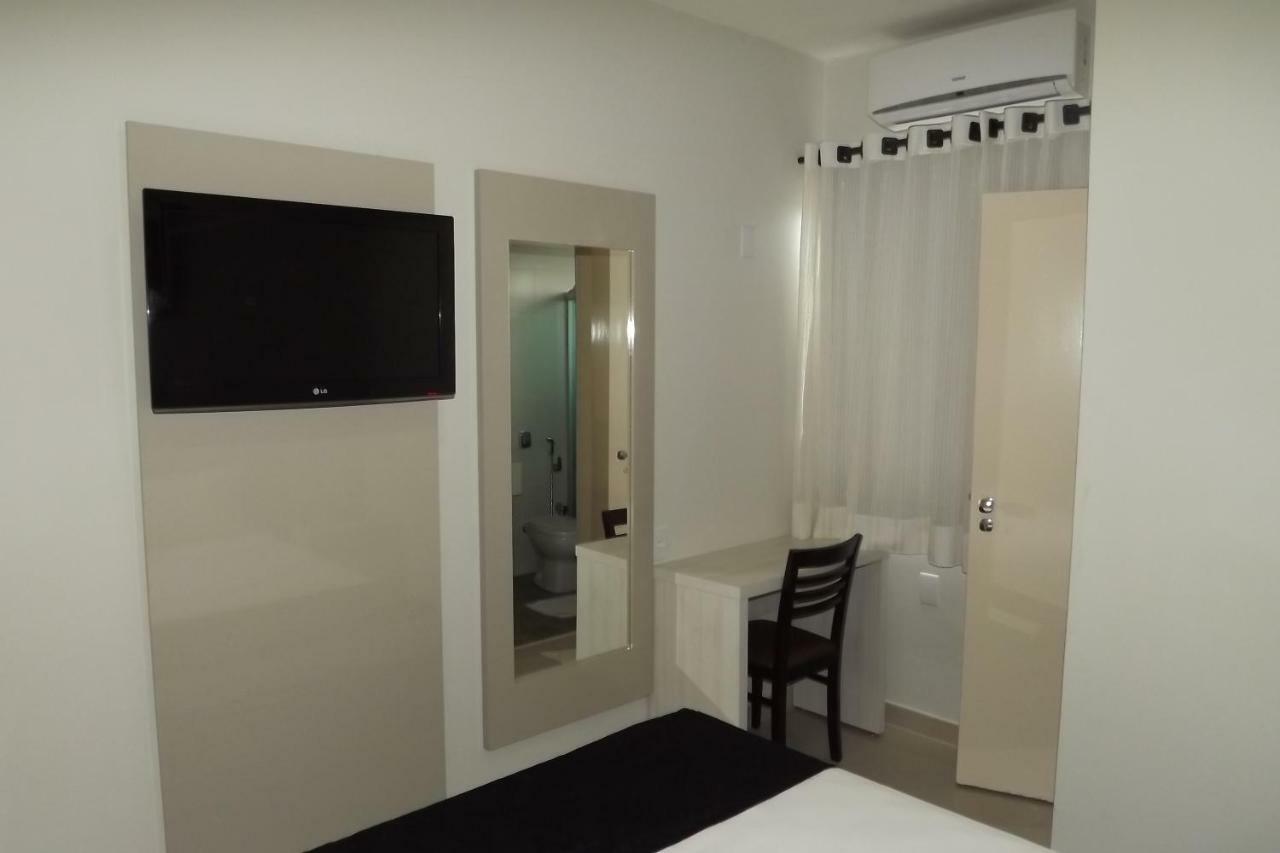 Center Patos Hotel Патус ди Минас Екстериор снимка